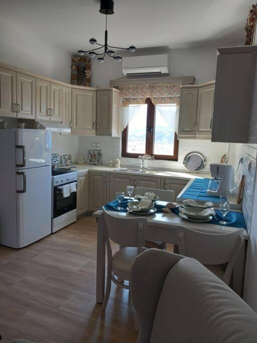Annissa Appartment Karpathos Town  Exterior photo
