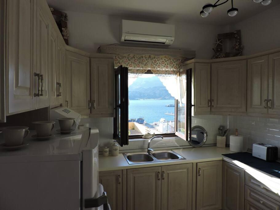Annissa Appartment Karpathos Town  Exterior photo